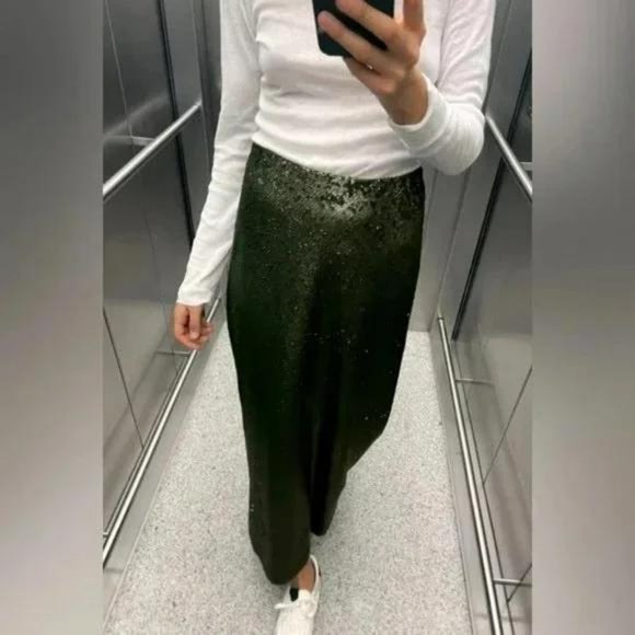 Zara Dresses & Skirts - ZARA SEQUIN MIDI SKIRT GREEN  NWT